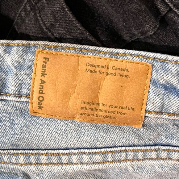 💙 Frank & Oak Stevie Good Cotton Jean Shorts in Light Indigo 💙 - Picture 3 of 3